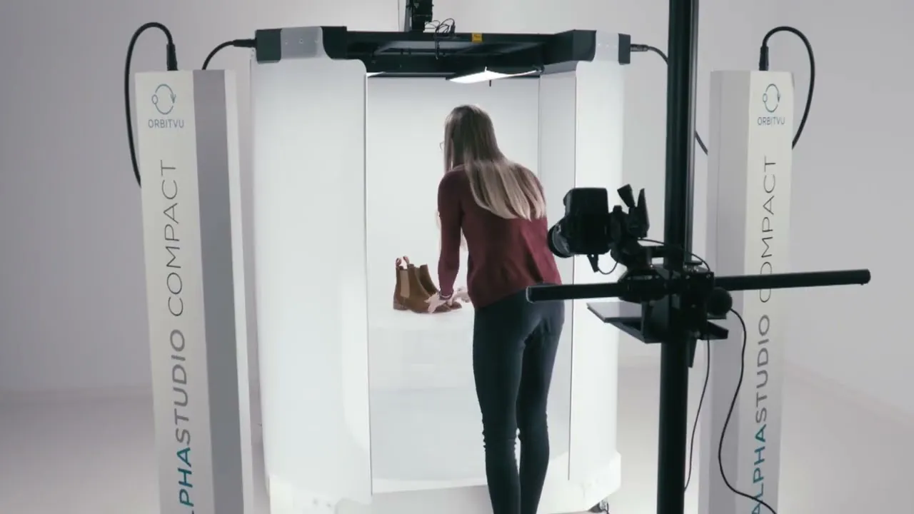 Alphastudio Compact in action